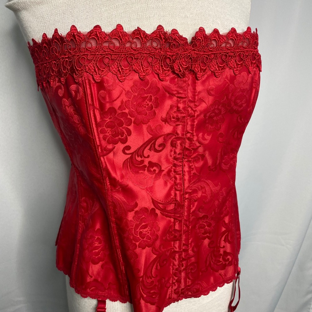 Fredericks of Hollywood Y2K‎ Red Damask Corset Lace Trim Garter Straps Size 44